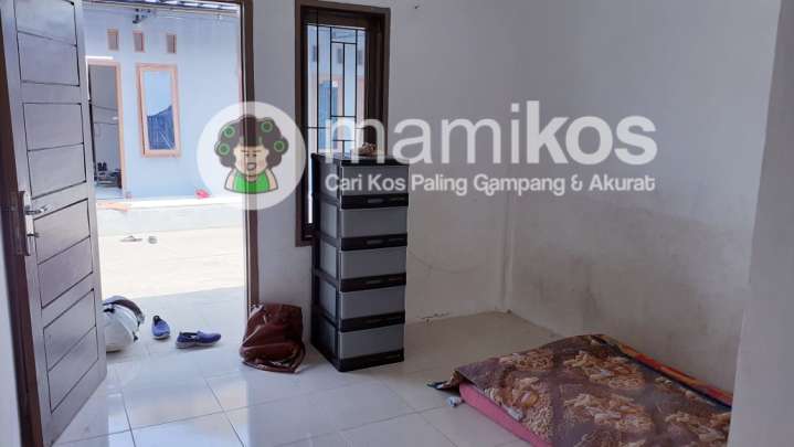 Kost Ibu Yuli Rajabasa Bandar Lampung