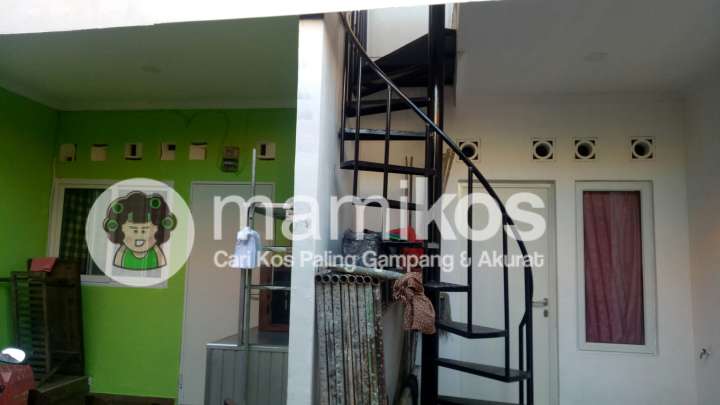 Kost Teh Nia Palmerah Jakarta Barat