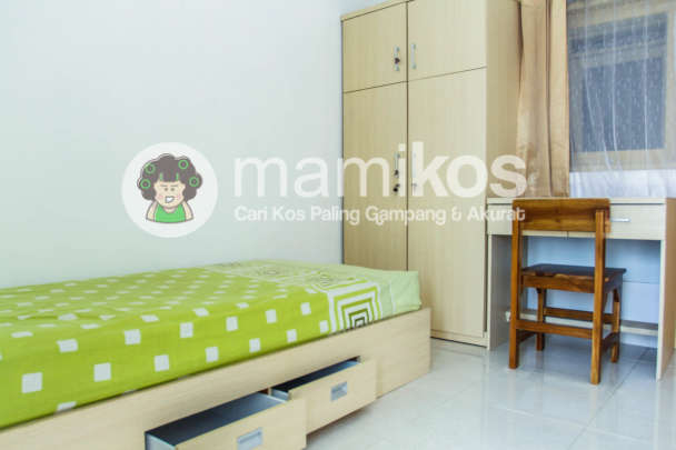 Kost Dekat UB Almira Klojen Malang