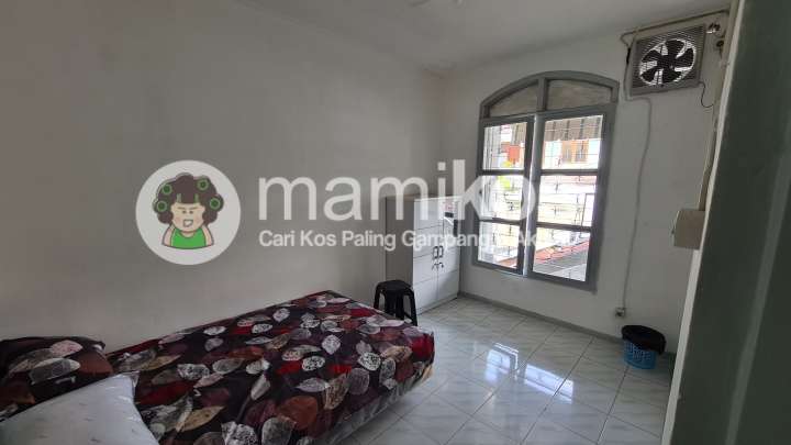 Kost Sobat Buah Kelapa Gading Jakarta Utara