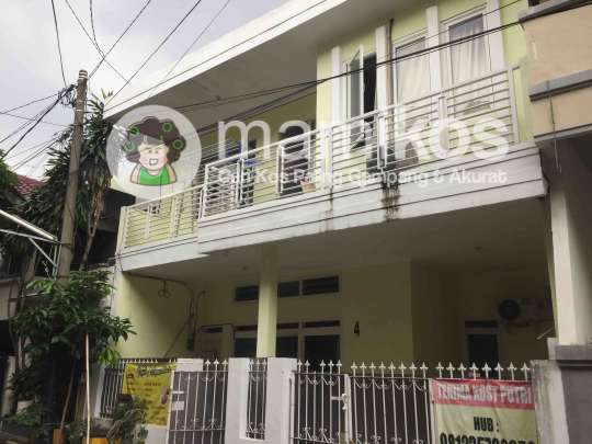 Kost Bu Anik Gubeng Surabaya