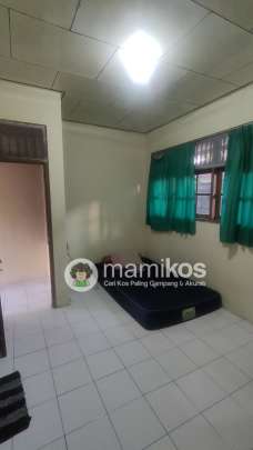 Kost Ibu Ayu Tipe A Kuta Badung