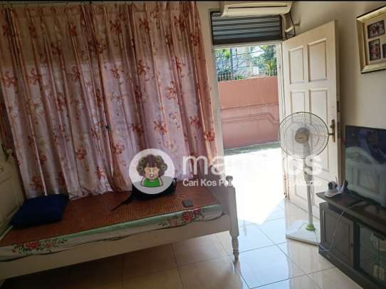 Kost Oma Taman Aries Meruya Kembangan Jakarta Barat