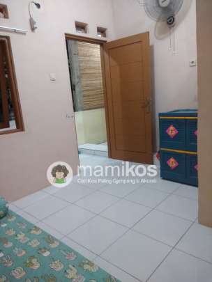Kost Ibu Noni Tipe A Kebayoran Lama Jakarta Selatan
