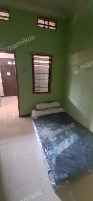 Kost Mamah Venty Standart Room Rungkut Surabaya