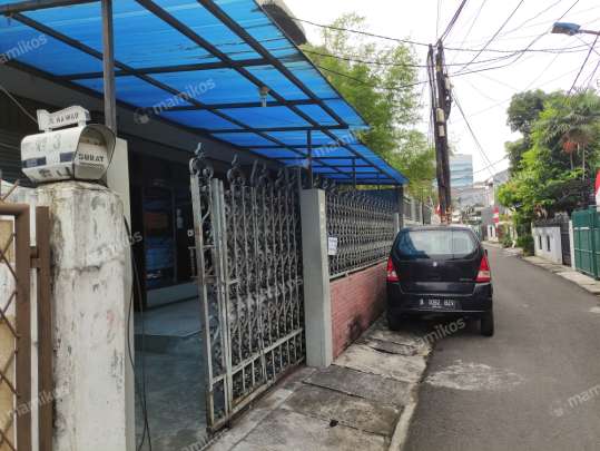 Blue Kost Stasiun Palmerah