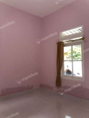 Kost Ira Gunungsari Lombok Barat