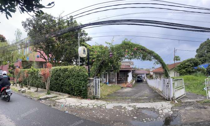 Serlok bantaran Indonesia