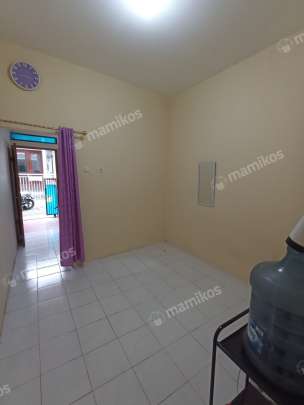 Rumah Kontrakan Keluarga Rt 11 Kebayoran Baru Jakarta Selatan