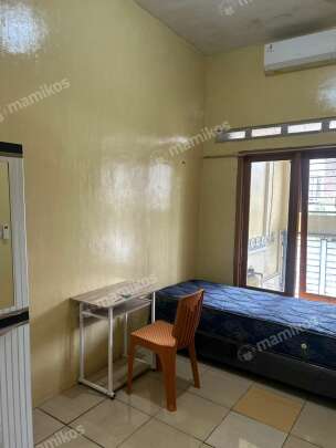 Kost Edelweis AC Jebres Surakarta