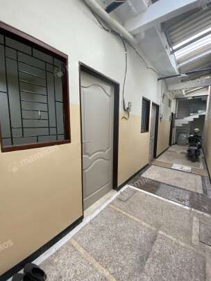 Kost Laivi Menganti Gresik