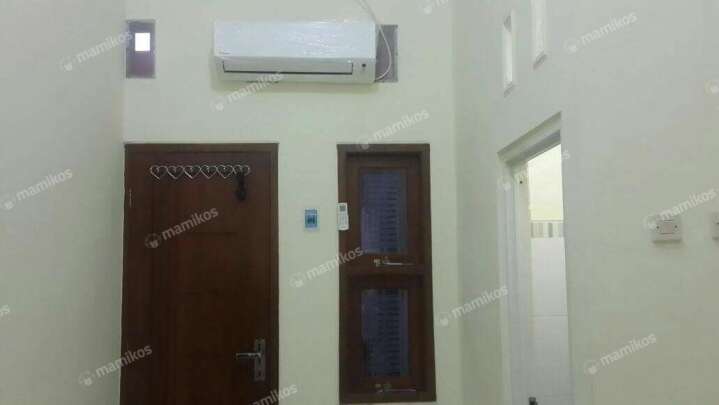 Kost Aditya Kebomas Gresik