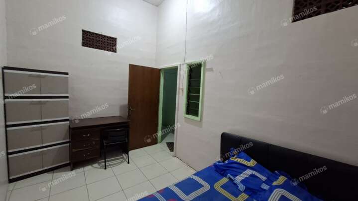 Kost Ibu Vela Tipe B Gubeng Surabaya